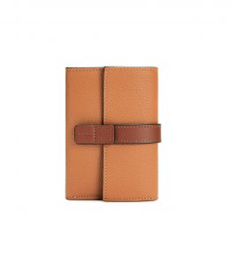 Luxury Small vertical wallet in soft grained calfskin