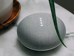 TV & Speaker